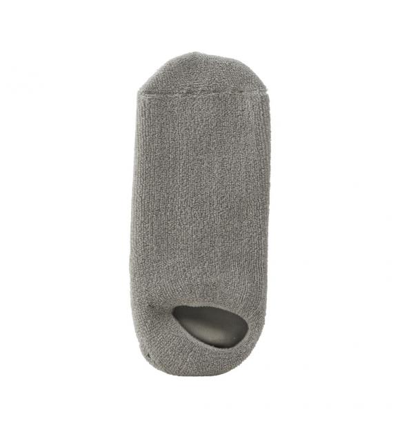Du tror det er løgn, men den her sok giver bløde fødder. Tag et fodbad, smør fødderne ind og på med sokkerne en halv times tid. Det gør en kæmpe forskel.