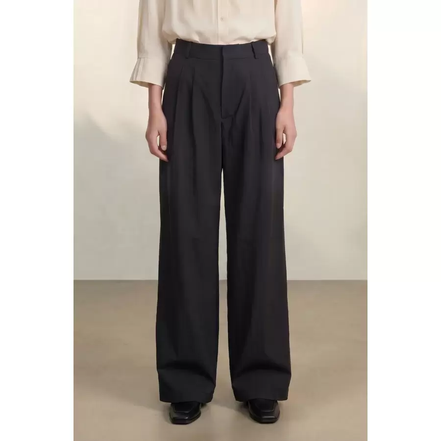 Atelier TAKTIL - Tania Loose Pant, Black