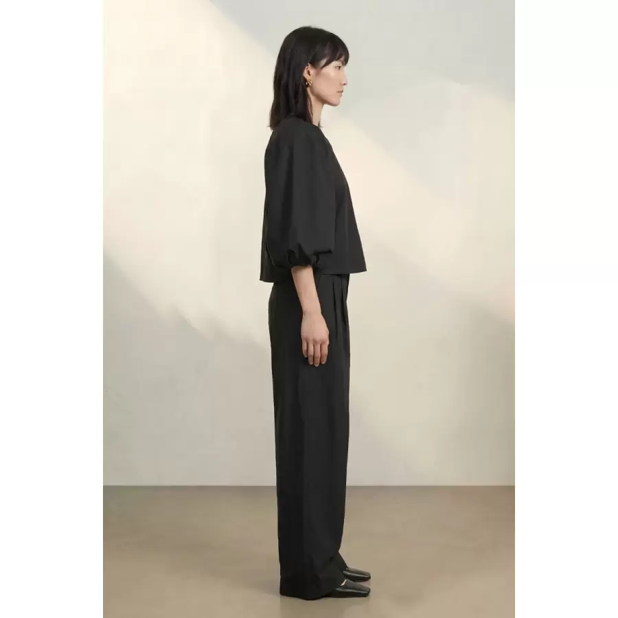 Atelier TAKTIL - Tania Balloon Top, Sort