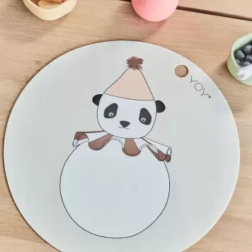 OYOY Living Design - Dækkeserviet, Panda Pompon