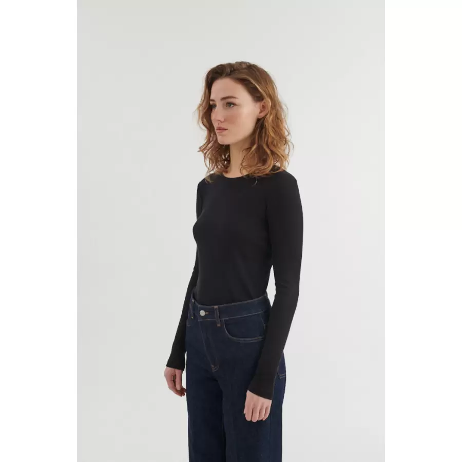 Basic Apparel - Ludmilla LS Tee, Sort