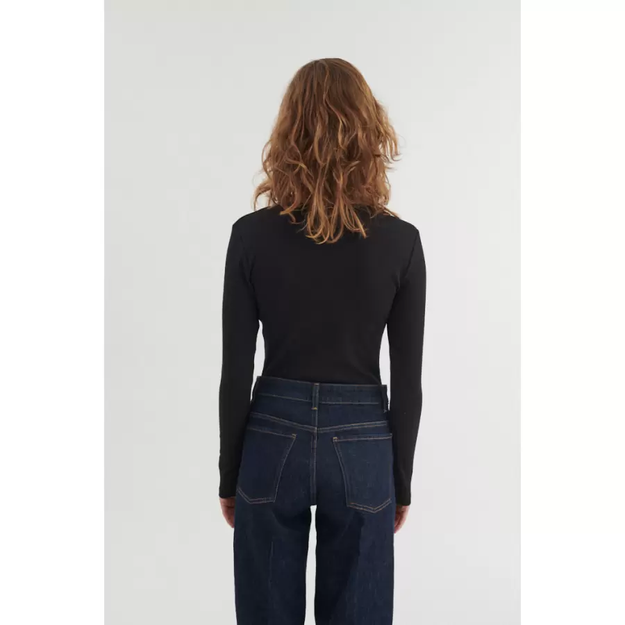 Basic Apparel - Ludmilla LS Tee, Sort