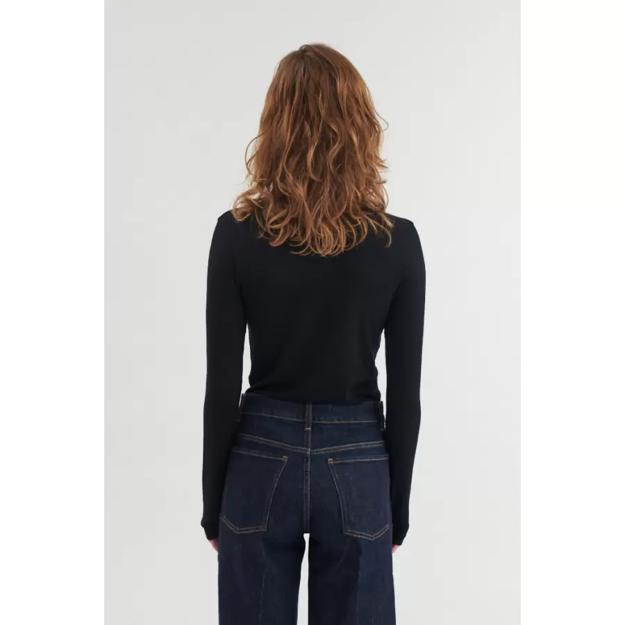 Basic Apparel - Rinja T-neck, Sort