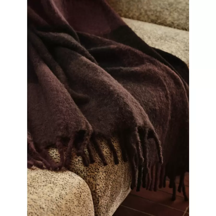 Ferm Living - Plaid Mohair Blur, Mørk Chokolade/Oxid Rød