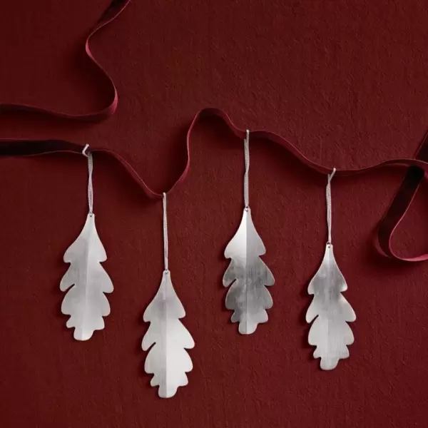 Ferm Living - 4 Oak Leaf ornamenter, Forsølvet Messing
