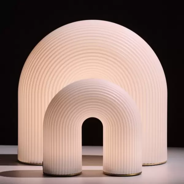 Ferm Living - Vuelta indendørs-/udendørs transportabel lampe Ferm Living - Vuelta indendørs-/udendørs transportabel lampe