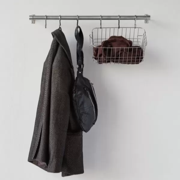 Mette Ditmer - Knagerække Hang-It, Crome, Small L:70 Mette Ditmer - Knagerække Hang-It, Crome, Small L:70