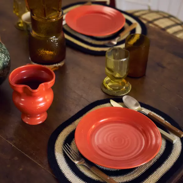 HK living - 2 Sidetallerkener Farmhouse Ceramics, Rød Ø:22 HK living - 2 Sidetallerkener Farmhouse Ceramics, Rød Ø:22