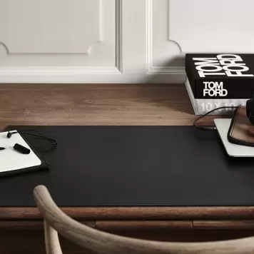 LindDNA - Skriveunderlag XXL sort med kantsyning