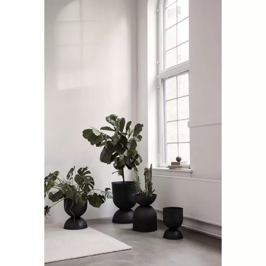 ferm LIVING - Hourglass Pot, Sort Ø:40*59