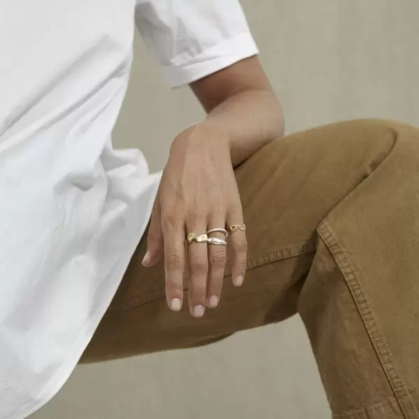 Trine Tuxen - Ring Ribbon II, Forgyldt sterlingsølv