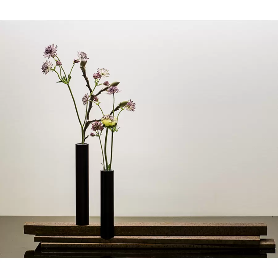 ByHolmer - Slim Vase,sort 17 cm.