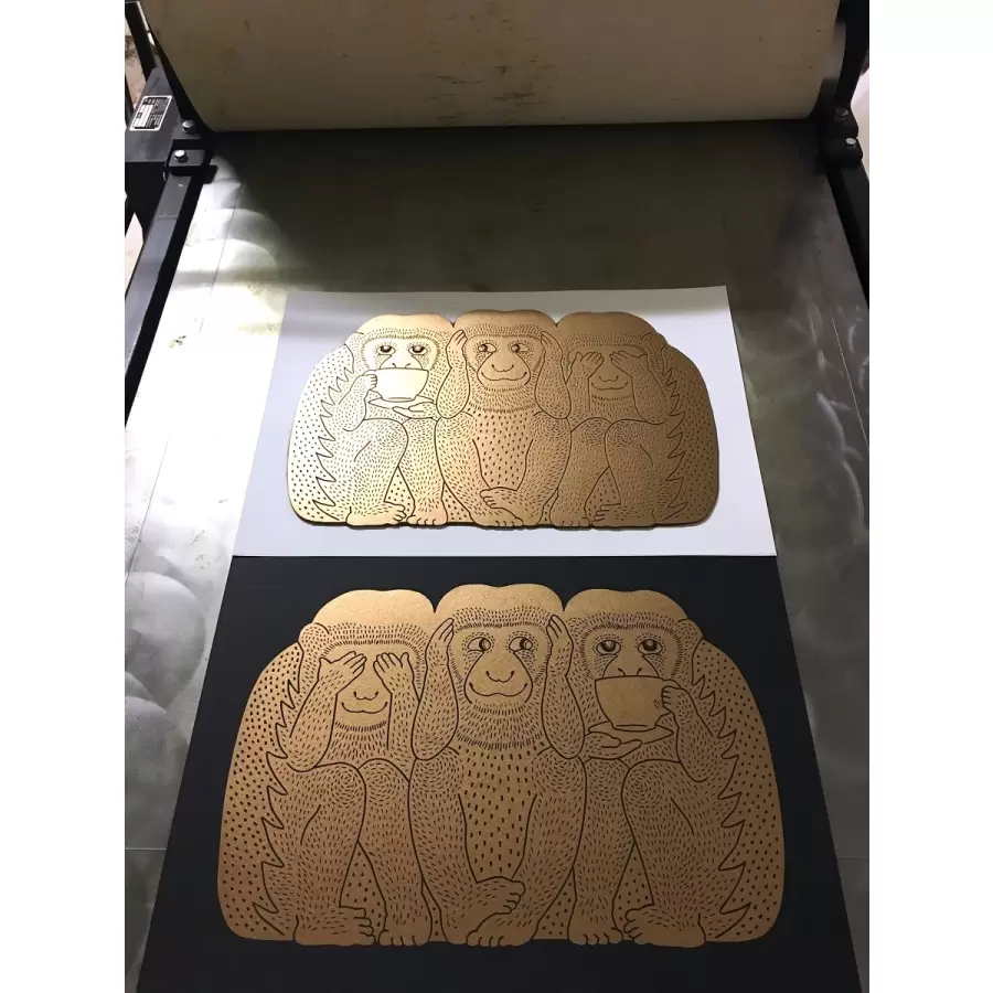Monika Petersen Art Print - 3 aber / 3 monkeys guld/indigo