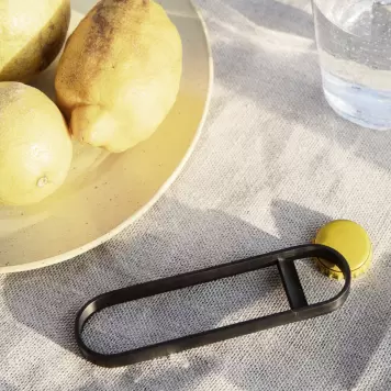 Ferm Living - Fein oplukker, Sort messing