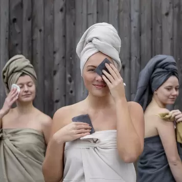 The Organic Company - Calm Towel to Go - rullehåndklæde til træning eller en dukkert The Organic Company - Calm Towel to Go - rullehåndklæde til træning eller en dukkert