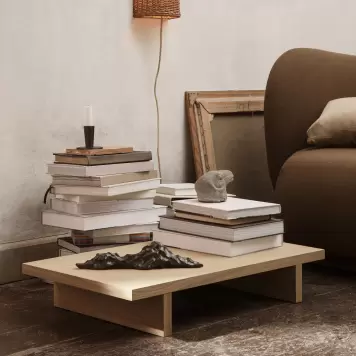 Ferm Living - Kona Lavt bord, lav piedestal - low-living Ferm Living - Kona Lavt bord, lav piedestal - low-living