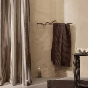 Ferm Living - Chambray badeforhæng, Sand/Mørk 100% Øko. Ferm Living - Chambray badeforhæng, Sand/Mørk 100% Øko.