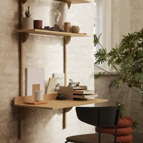 ferm LIVING - Sector skrivebord Natur eg/Messing