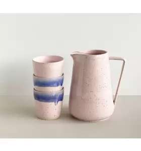 Bornholms Keramikfabrik - Ø-Vandkande - masser af smukke farver