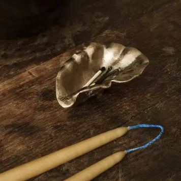 Ferm Living - Oyster Bowl, Messing - fin østersskal