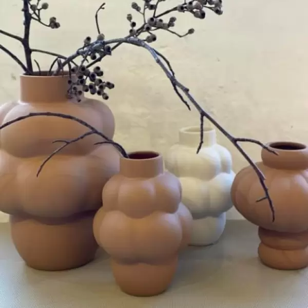 Louise Roe - Ceramic Balloon Vase #02, Okker