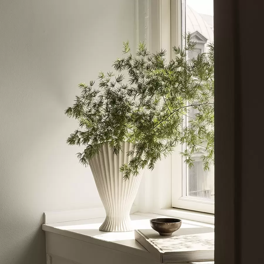 ferm LIVING - Vase Fountain, Off-White