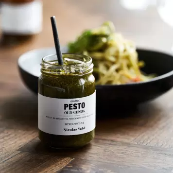 Nicolas Vahé - Økologisk Pesto, Old Genoa Nicolas Vahé - Økologisk Pesto, Old Genoa