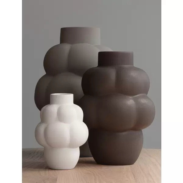 Louise Roe - Ceramic Balloon Vase #04 Petit, Raw White