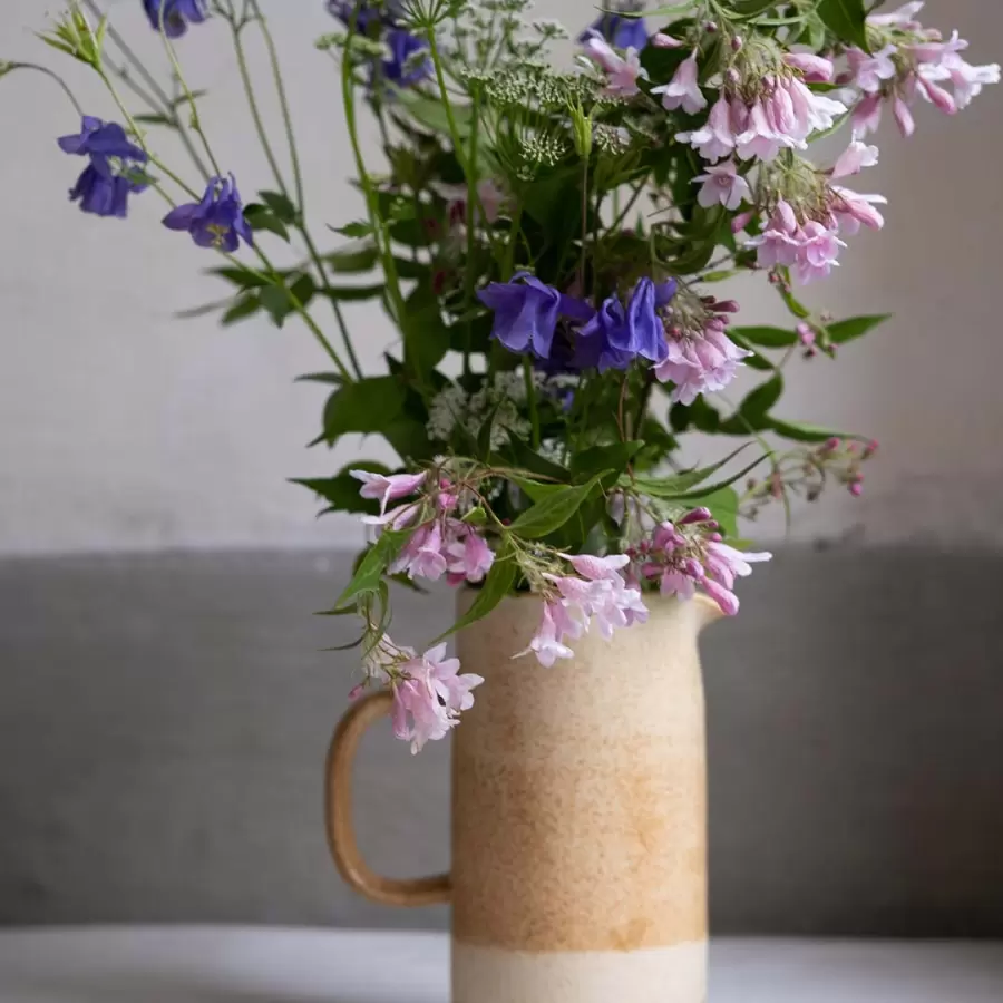 Julie Damhus - Håndlavet keramik kande Oda 6 farver - vælg farve