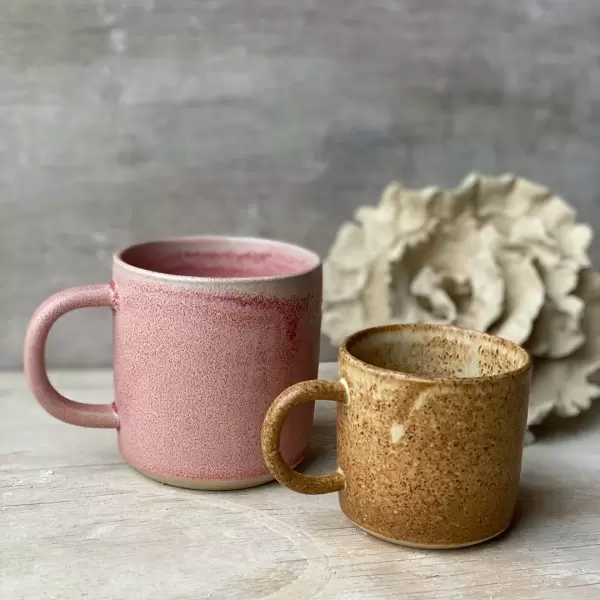 Julie Damhus - Minikruskeramik  Oda til espresso, cortado eller til børn