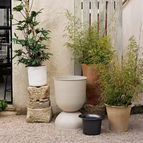 ferm LIVING - Hourglass Pot, Cashmere Ø:50*73 - Hent selv