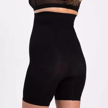 Lykkeland Atelier - Alturra Highwaist Shaping Shorts, Sort Lykkeland Atelier - Alturra Highwaist Shaping Shorts, Sort