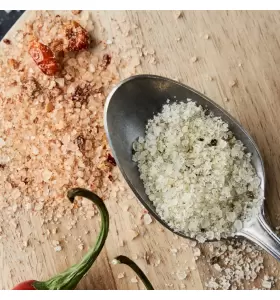 Nicolas Vahé - Gaveæske Parmesan-/Basilikumsalt + Chilisalt