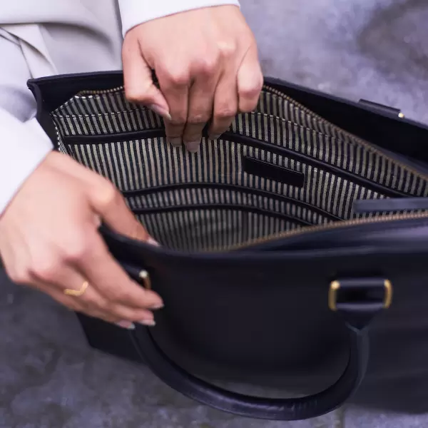 O My Bag - Skuldertaske Mila, Sort
