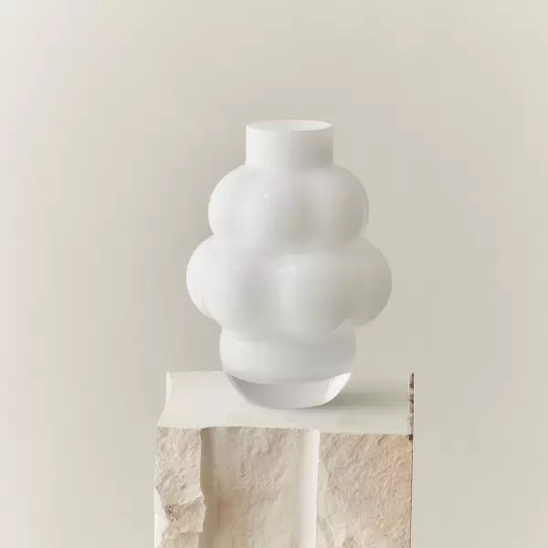 Louise Roe - Balloon Vase #04, Opal