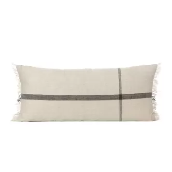 Ferm Living - Pude Calm Lang, Camel/Sort Ferm Living - Pude Calm Lang, Camel/Sort