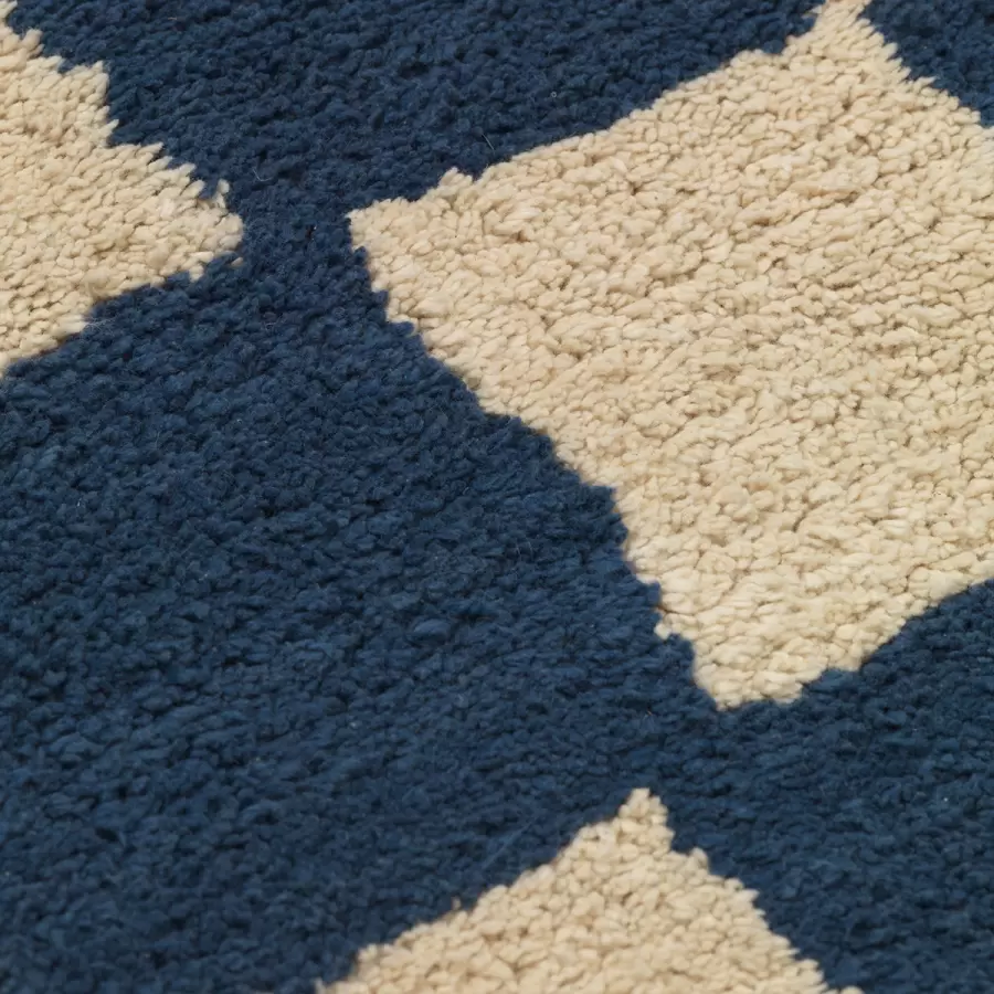 ferm LIVING - Mara vaskbart tæppe, Deep Blue/Warm Sand