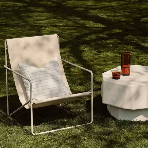 ferm LIVING - Desert Lounge Chair, Cashmere/Cloud - Hent selv