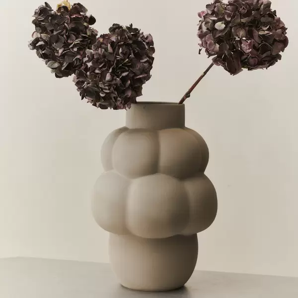 Louise Roe - Ceramic Balloon Vase #04 Grande, Sanded Grey