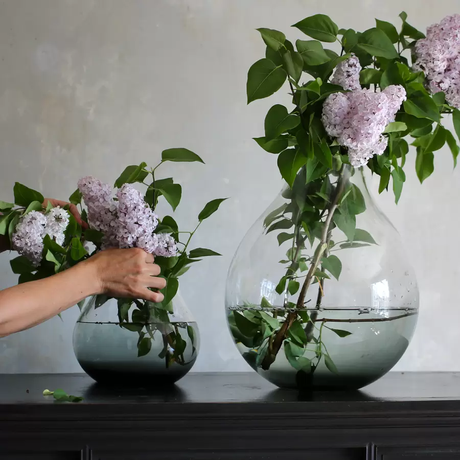 Ro Collection - Flower vase no.23, Smoked grey