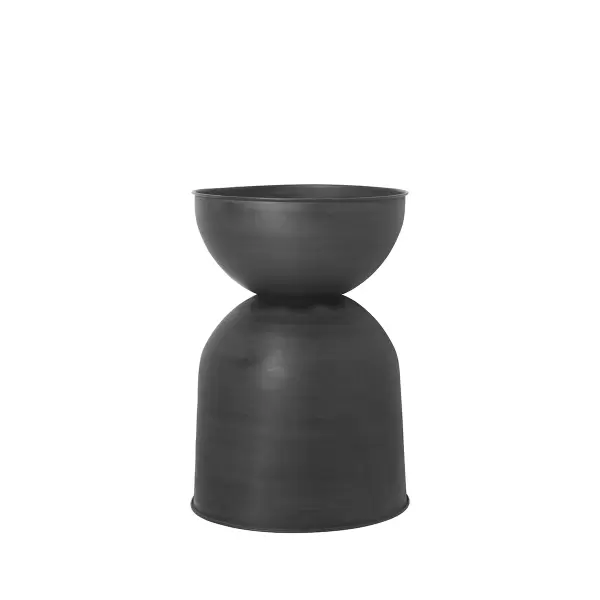 ferm LIVING - Ø: 50 x H: 73 cm. Hourglass Pot Sort, Large - Hent selv Mål: ferm LIVING - Ø: 50 x H: 73 cm. Hourglass Pot Sort, Large - Hent selv Mål: