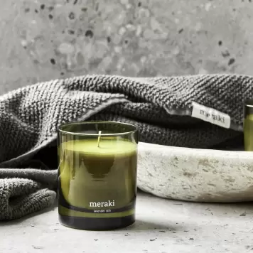 meraki - Duftlys. Lavender Rain Ø:8*9,5 meraki - Duftlys. Lavender Rain Ø:8*9,5
