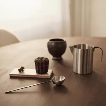Ferm Living - Mælkekande Obra, Rustfrit stål Ferm Living - Mælkekande Obra, Rustfrit stål