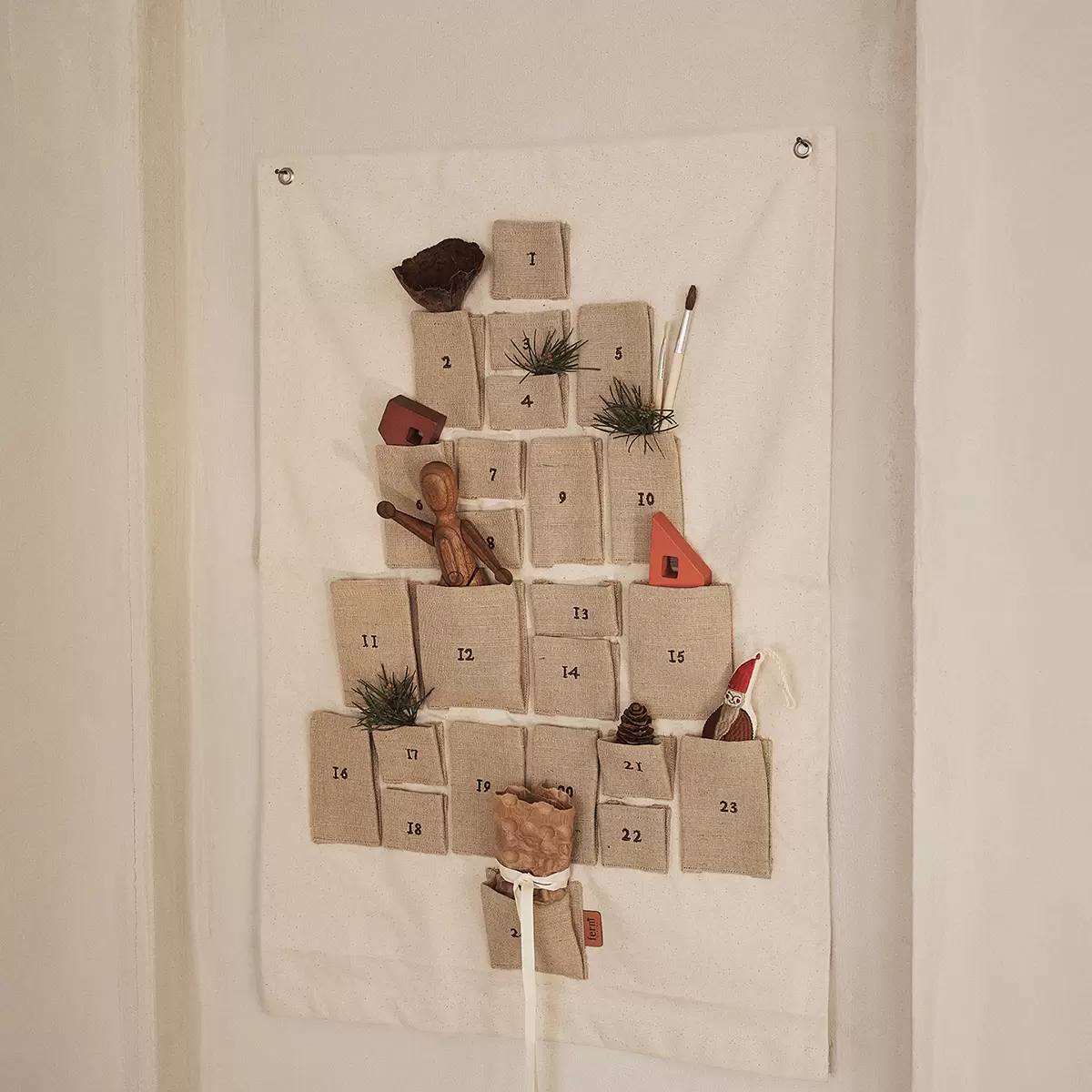 Julekalender Pine Mini, Natur fra Ferm Living