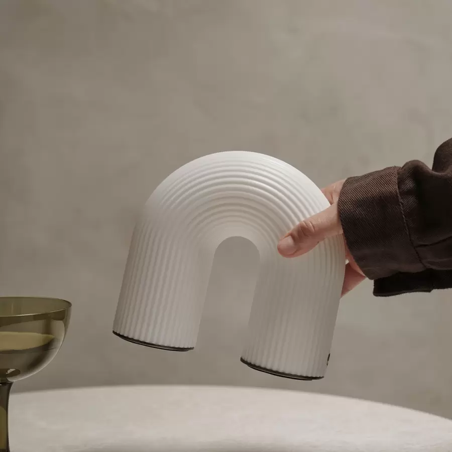 ferm LIVING - Vuelta Transportabel Lampe, Hvid