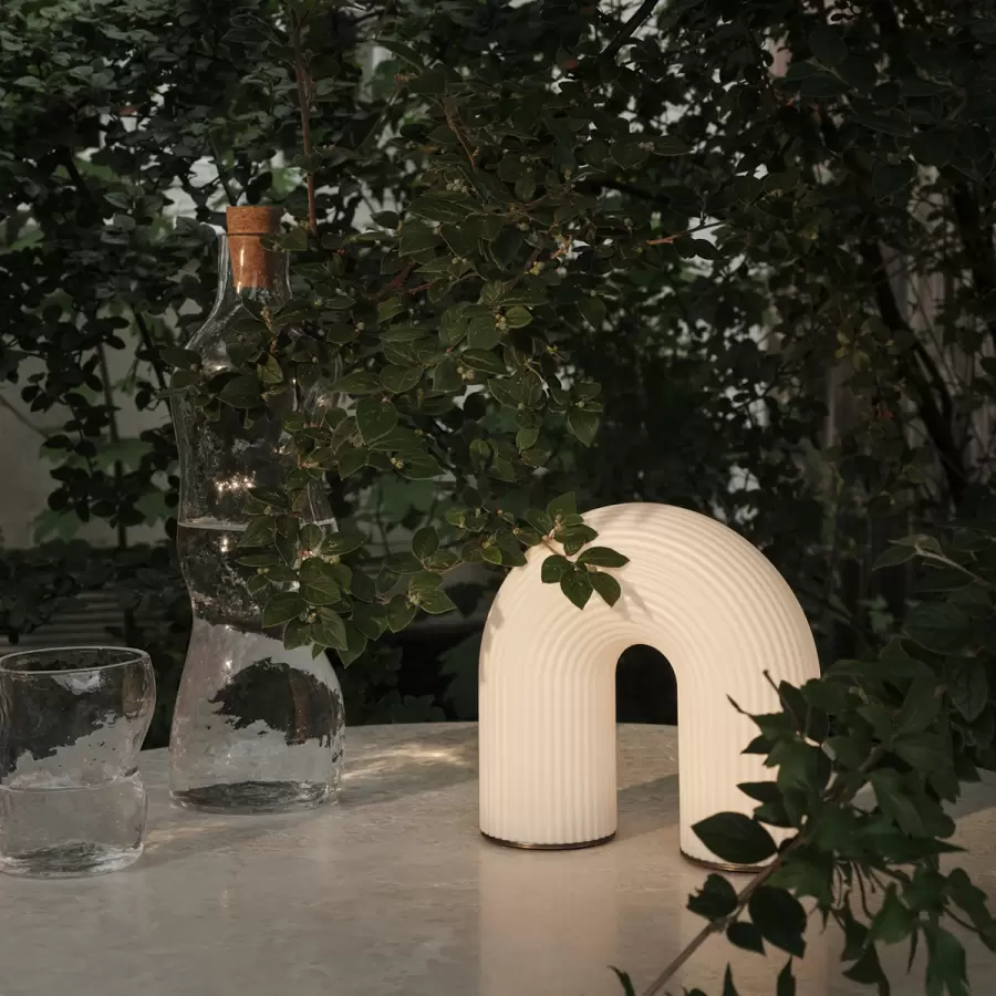 ferm LIVING - Vuelta Transportabel Lampe, Hvid
