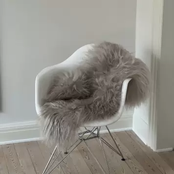 KAiKU selection - Islandsk Langhåret Lammeskind, Hør 100-110
