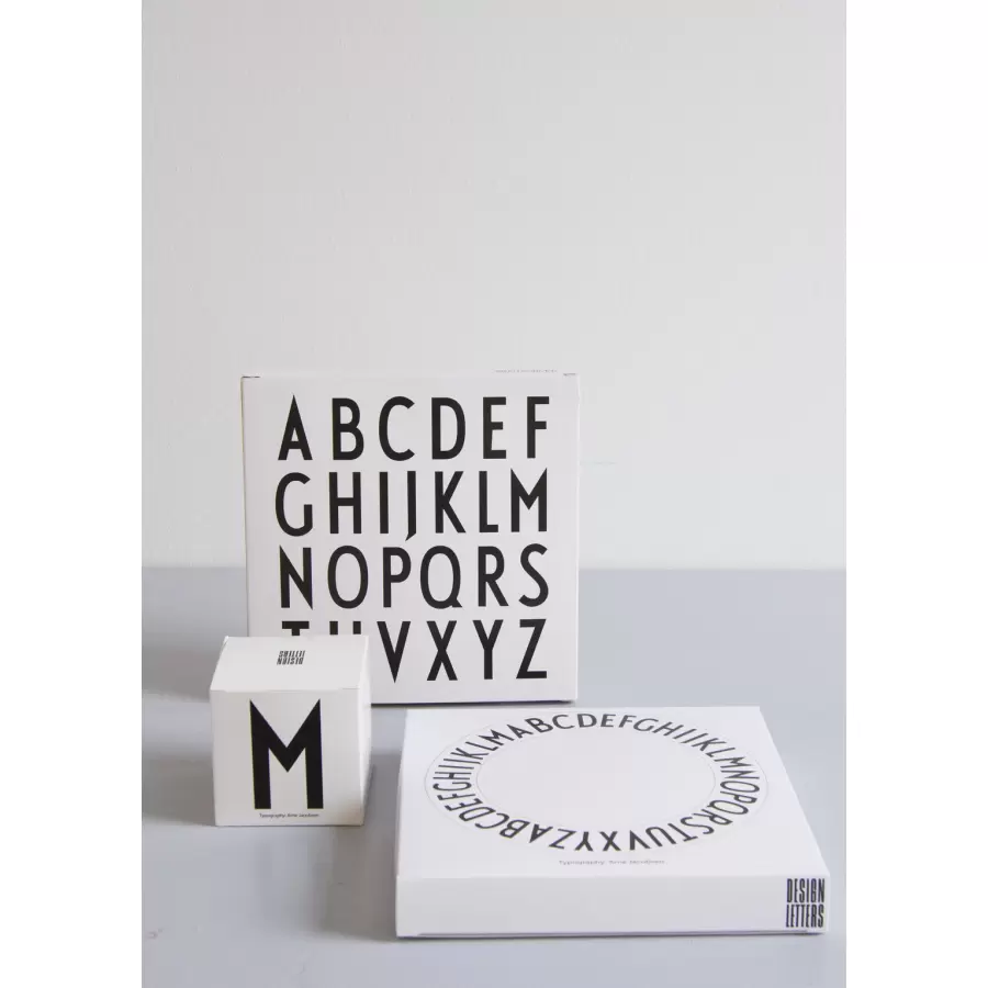 Design Letters - Tallerken med AJ bogstaver
