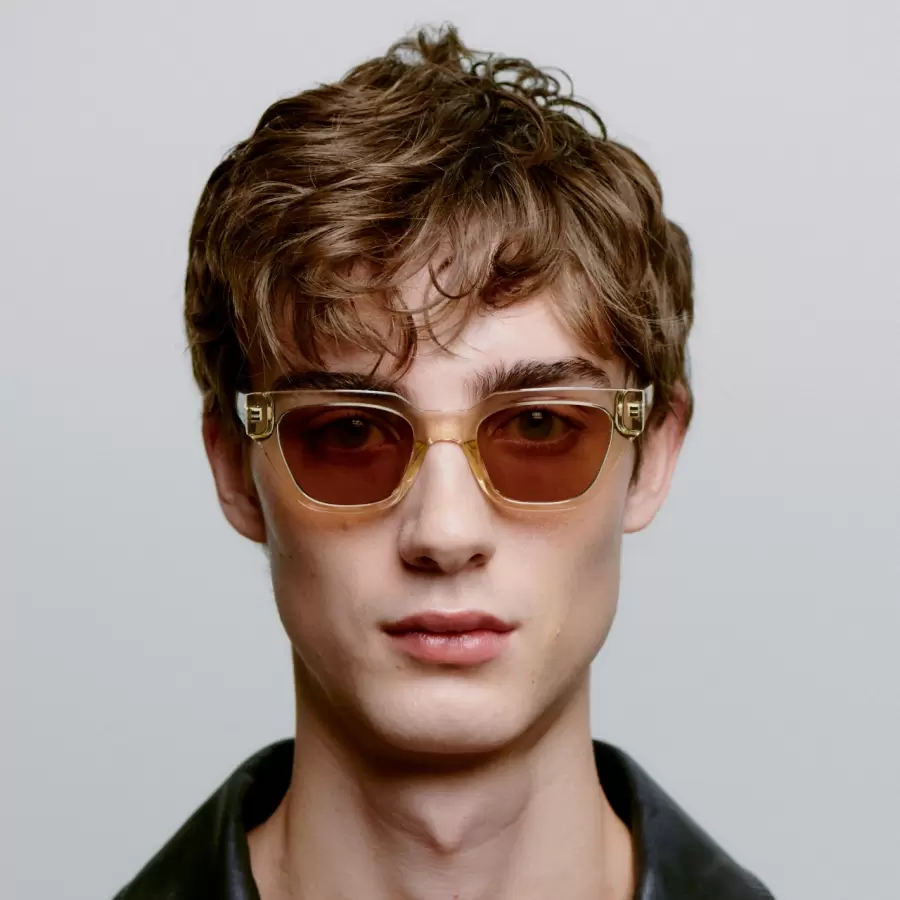 A.Kjærbede - Solbrille Kaws, Ecru Transparent