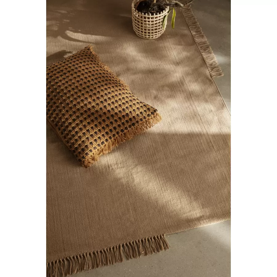 ferm LIVING - Gulvtæppe Hem Square, Sand 140*240 - hent selv